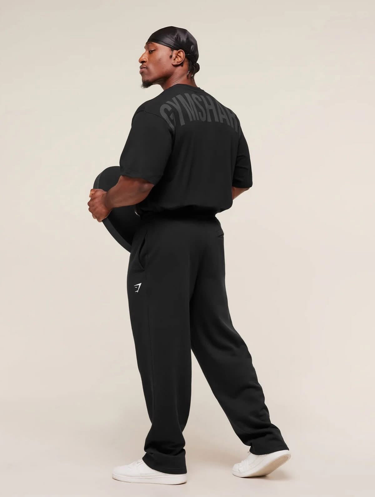 Gymshark Oversized T-Shirt – Black with dark gray Print