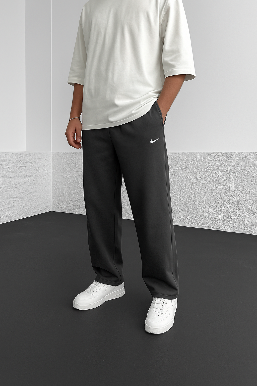 Nike Mirror Wide-Leg Sweatpants  Unisex – Dark gray
