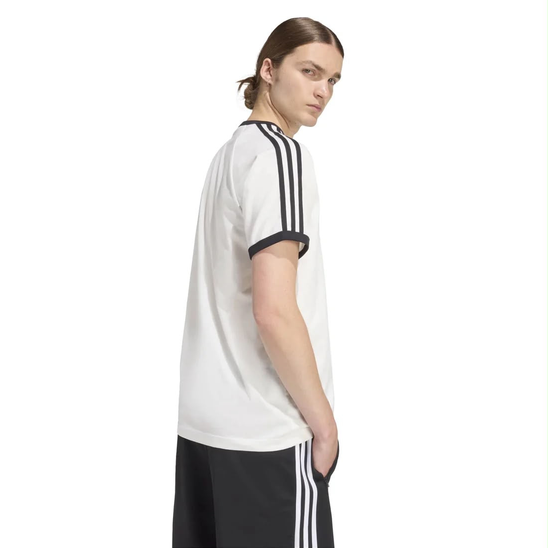 T-Shirt adidas Regular Fit – white