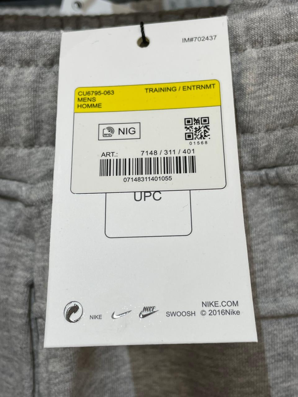 Nike Regular Fit Mirror Shorts – Black