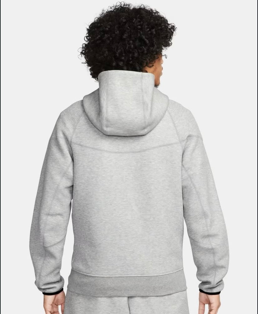Tech Fleece Style Tracksuit – Regular Fit Unisex